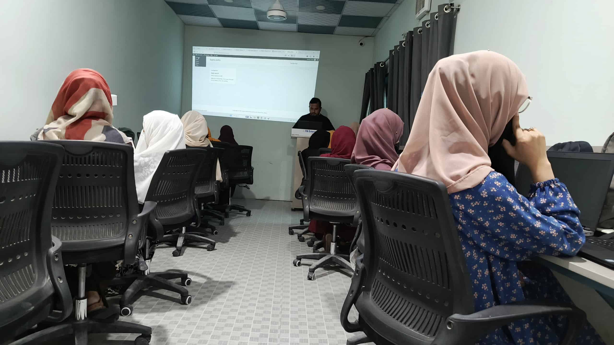 SEO and web optimisation class at FMETP Hassan Abdal